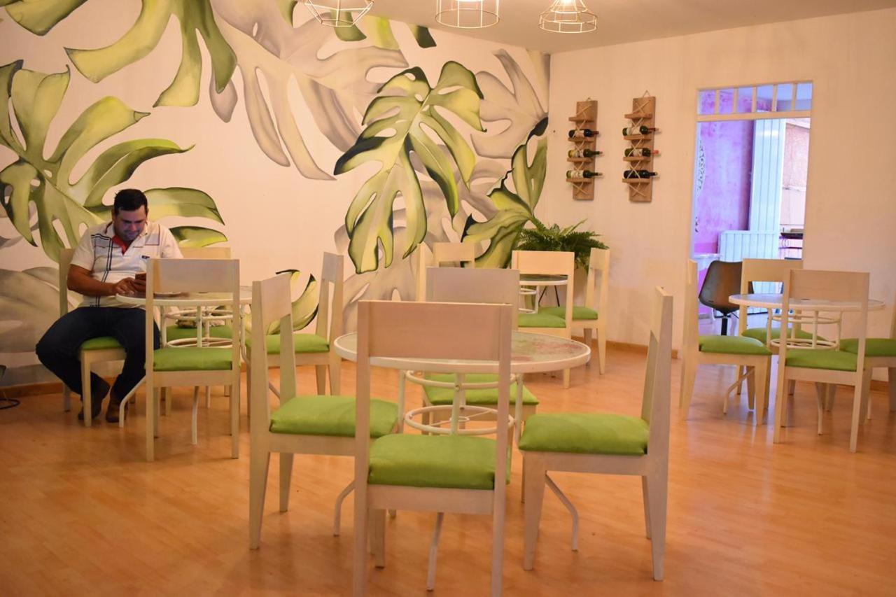 Arbol Cafe Hotel Caicedonia Exterior photo